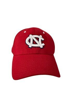 North Carolina Tar Heels Zephyr Fitted Baseball Cap Red White Embroidered NCAA A